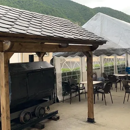 El Cordal De Laciana Хостел *